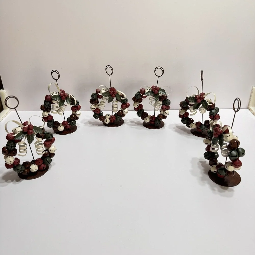 LOT 6 RED WREATH HOLLY BERRY PHOTO / PLACE CARD HOLDERS HOLIDAY THEMED CHRISTMAS